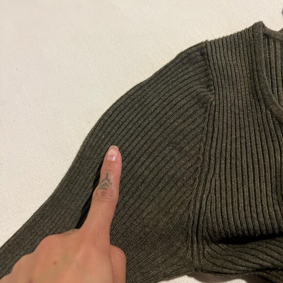 Max studio greenish grey babydoll knit 3/4 sleeve sweater - Picture 5 of 5